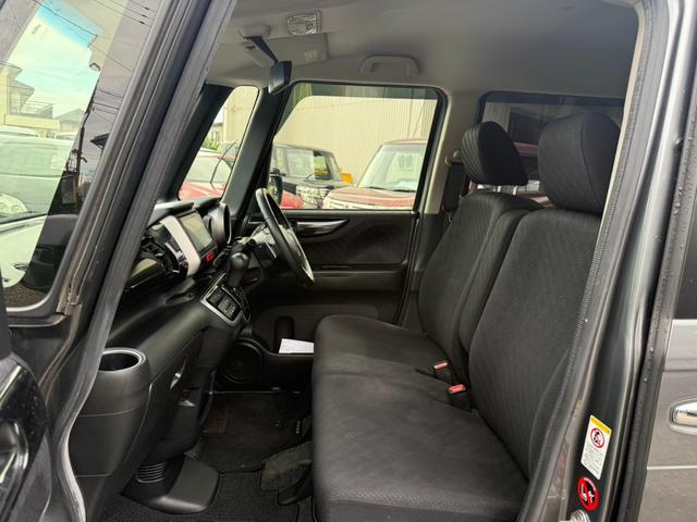 N-BOXカスタム G ターボSSパッケージ 4WD バックカメラ 両側電動スライドドア ナビ TV オートクルーズコントロール 衝突被害軽減システム HID スマートキー アイドリングストップ シートヒーター ベンチシート CVT(25枚目)