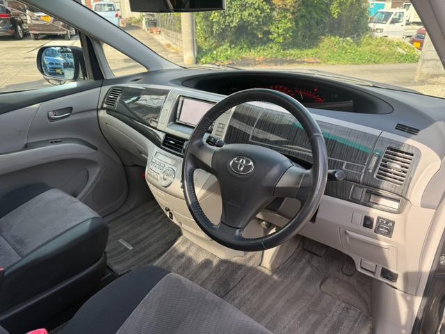 エスティマ アエラス Sパッケージ ETC バックカメラ ナビ TV 両側電動スライドドア HID スマートキー 電動格納ミラー 後席モニター 3列シート ウォークスルー CVT アルミホイール CD DVD再生(3枚目)