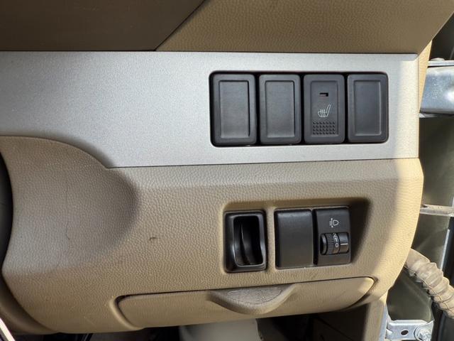 エブリイワゴン ＪＰターボ　４ＷＤ　ＥＴＣ　両側スライドドア　キーレスエントリー　シートヒーター　ＡＴ　盗難防止システム　ＡＢＳ　ＣＤ　アルミホイール　衝突安全ボディ　エアコン　パワーステアリング　パワーウィンドウ（6枚目）