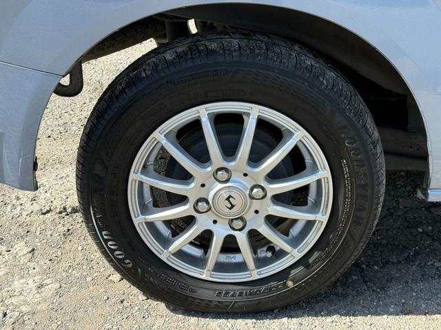 エブリイワゴン ＪＰターボ　４ＷＤ　ＥＴＣ　両側スライドドア　キーレスエントリー　シートヒーター　ＡＴ　盗難防止システム　ＡＢＳ　ＣＤ　アルミホイール　衝突安全ボディ　エアコン　パワーステアリング　パワーウィンドウ（21枚目）
