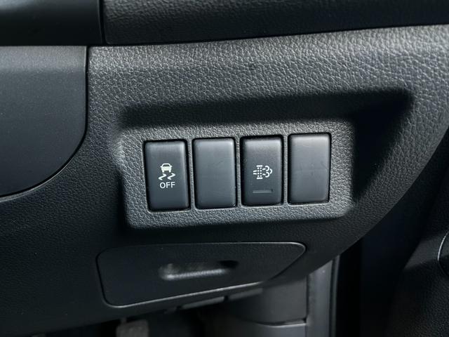 エクストレイル 20GT 4WD オートクルーズコントロール ナビ TV オートライト HID アルミホイール スマートキー AT 盗難防止システム 衝突安全ボディ CD DVD再生 Bluetooth ABS ESC(7枚目)