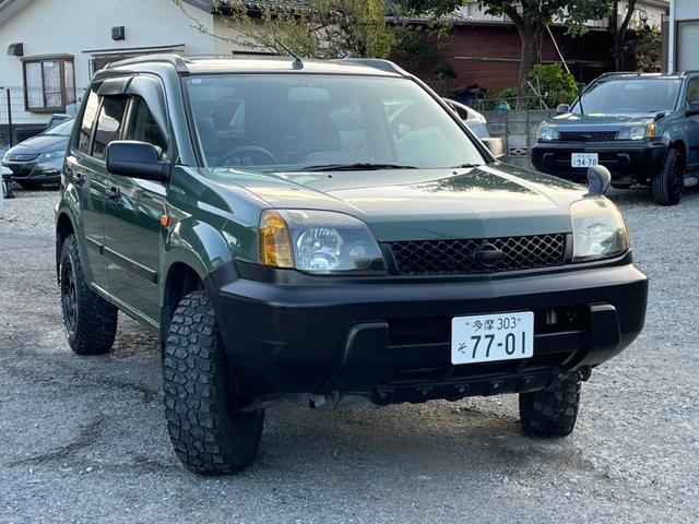 エクストレイル Ｓｔ　４ＷＤ　ＥＴＣ　サンルーフ　ナビ　ＨＩＤ　アルミホイール　キーレスエントリー　ＡＴ　衝突安全ボディ　ＡＢＳ　エアコン　パワーステアリング　パワーウィンドウ（12枚目）