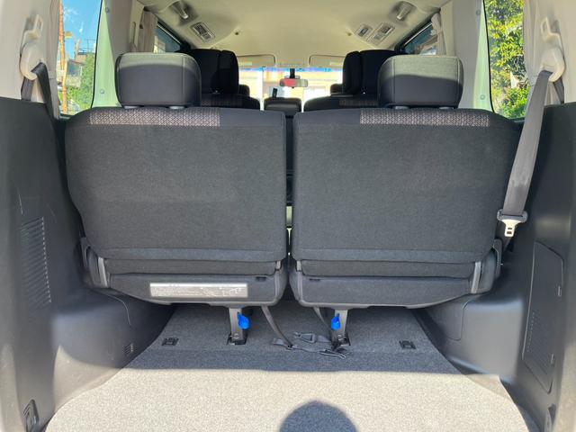 セレナ ハイウェイスターG S-ハイブリッド バックカメラ ナビ TV オートクルーズコントロール 衝突被害軽減システム 両側電動スライドドア オートライト スマートキー 電動格納ミラー 3列シート CVT アルミホイール USB(20枚目)