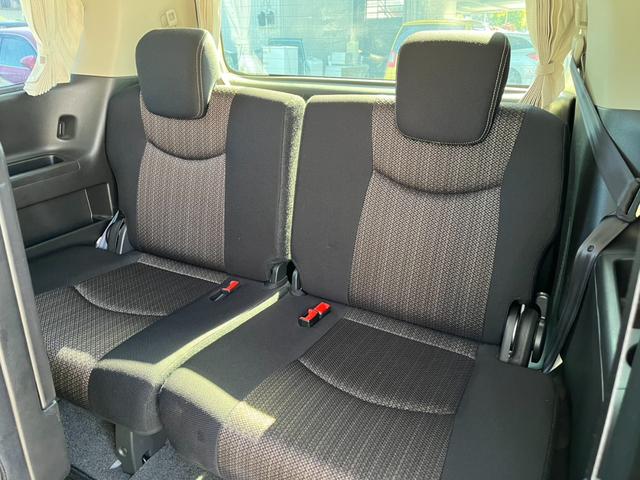 セレナ ハイウェイスターG S-ハイブリッド バックカメラ ナビ TV オートクルーズコントロール 衝突被害軽減システム 両側電動スライドドア オートライト スマートキー 電動格納ミラー 3列シート CVT アルミホイール USB(27枚目)