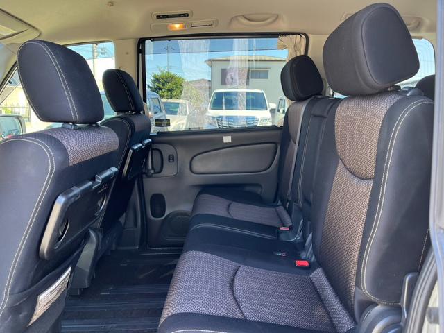 セレナ ハイウェイスターG S-ハイブリッド バックカメラ ナビ TV オートクルーズコントロール 衝突被害軽減システム 両側電動スライドドア オートライト スマートキー 電動格納ミラー 3列シート CVT アルミホイール USB(28枚目)