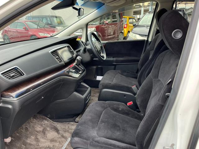 オデッセイ G・エアロパッケージ ETC バックカメラ ナビ TV オートクルーズコントロール 衝突被害軽減システム 両側電動スライドドア オートライト スマートキー アイドリングストップ 3列シート CVT アルミホイール CD(28枚目)