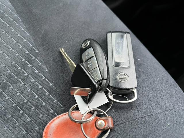 エクストレイル 20GT エクストリーマーX 4WD バックカメラ サイドカメラ オートクルーズコントロール ナビ オートライト HID アルミホイール スマートキー AT 盗難防止システム 衝突安全ボディ ABS ESC エアコン(9枚目)