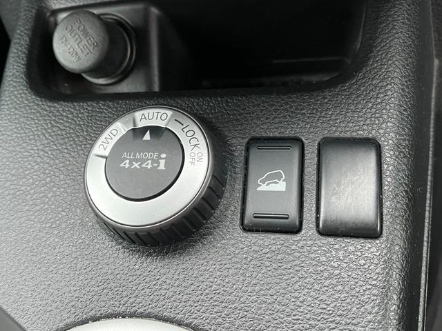 エクストレイル 20GT エクストリーマーX 4WD バックカメラ サイドカメラ オートクルーズコントロール ナビ オートライト HID アルミホイール スマートキー AT 盗難防止システム 衝突安全ボディ ABS ESC エアコン(10枚目)