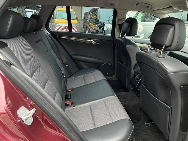 Cクラスステーションワゴン C200コンプレッサーステーションワゴン バックカメラ ナビ TV オートクルーズコントロール アルミホイール キーレスエントリー AT 盗難防止システム ルーフレール ABS エアコン パワーステアリング パワーウィンドウ(26枚目)