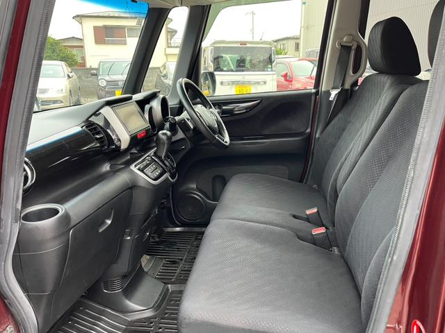 Ｎ－ＢＯＸカスタム Ｇ　ターボＳＳパッケージ　４ＷＤ　バックカメラ　両側電動スライドドア　ナビ　ＴＶ　オートクルーズコントロール　オートライト　ＨＩＤ　スマートキー　アイドリングストップ　ベンチシート　ＣＶＴ　盗難防止システム　ＡＢＳ　ＥＳＣ（10枚目）