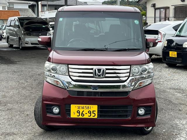 Ｎ－ＢＯＸカスタム Ｇ　ターボＳＳパッケージ　４ＷＤ　バックカメラ　両側電動スライドドア　ナビ　ＴＶ　オートクルーズコントロール　オートライト　ＨＩＤ　スマートキー　アイドリングストップ　ベンチシート　ＣＶＴ　盗難防止システム　ＡＢＳ　ＥＳＣ（13枚目）