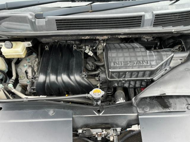 セレナ ライダー　ブラックライン　Ｓ－ハイブリッド　バックカメラ　ナビ　ＴＶ　オートクルーズコントロール　両側電動スライドドア　オートライト　ＨＩＤ　スマートキー　後席モニター　３列シート　ウォークスルー　ＣＶＴ　アルミホイール　ＣＤ　ＤＶＤ再生（21枚目）