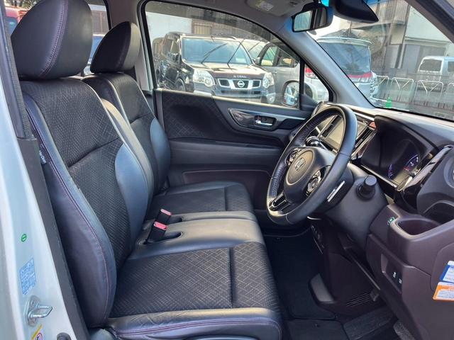 ご覧頂きまして誠に有難うございます!!是非ご来店して頂き、実際にご覧になって頂ければと思います。お客様からのご連絡をスタッフ一同、心よりお待ちしております