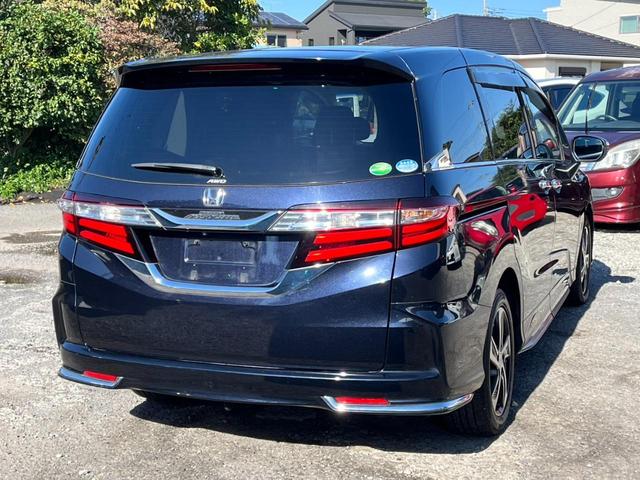 オデッセイ アブソルート 4WD ETC バックカメラ ナビ オートクルーズコントロール 衝突被害軽減システム 両側電動スライドドア オートライト LEDヘッドランプ スマートキー アイドリングストップ 3列シート CVT(16枚目)