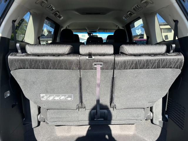 オデッセイ アブソルート 4WD ETC バックカメラ ナビ オートクルーズコントロール 衝突被害軽減システム 両側電動スライドドア オートライト LEDヘッドランプ スマートキー アイドリングストップ 3列シート CVT(20枚目)