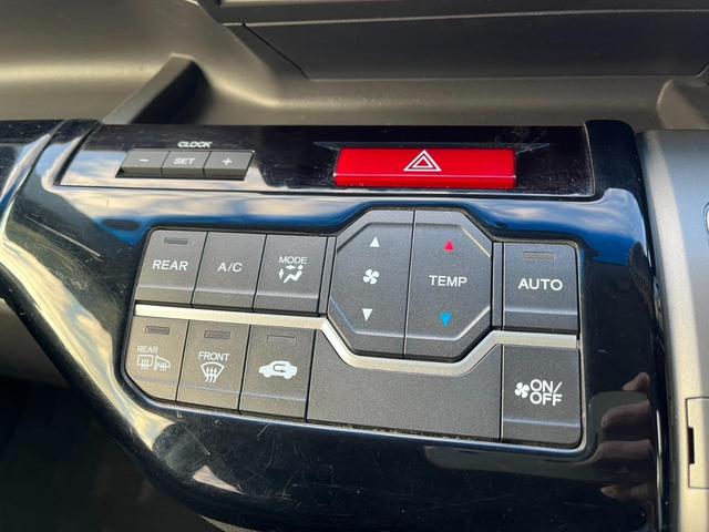 ステップワゴン G コンフォートセレクション バックカメラ ナビ TV クリアランスソナー オートクルーズコントロール 両側電動スライドドア オートライト HID スマートキー アイドリングストップ CVT アルミホイール CD DVD再生(7枚目)