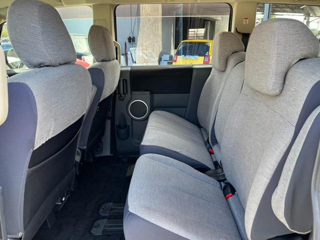 デリカD:5 シャモニー ETC バックカメラ サイドカメラ ナビ オートクルーズコントロール 両側電動スライドドア オートライト HID スマートキー 電動格納ミラー 3列シート CVT 盗難防止システム 衝突安全ボディ(27枚目)