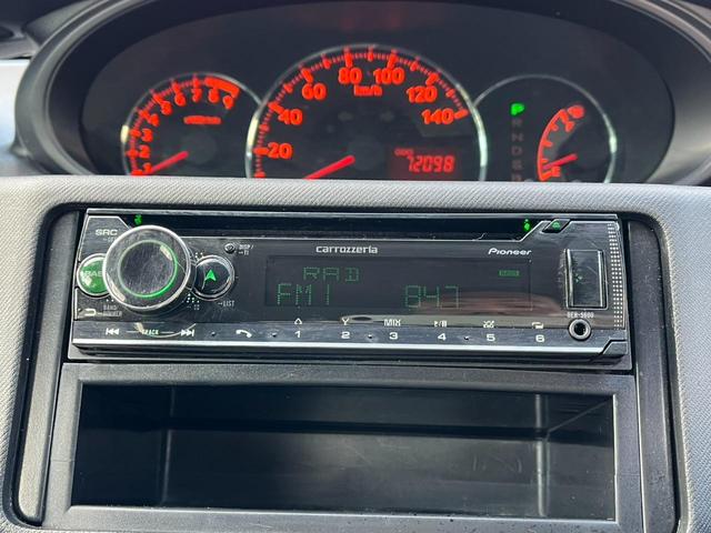 ムーヴ カスタム　ＲＳ　ＨＩＤ　スマートキー　ターボ　ＣＶＴ　盗難防止システム　ＡＢＳ　ＣＤ　アルミホイール　衝突安全ボディ　エアコン　パワーステアリング　パワーウィンドウ　運転席エアバッグ（4枚目）