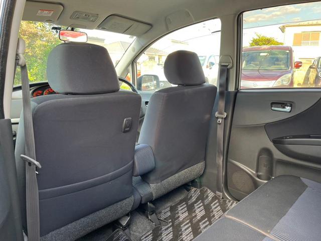 ムーヴ カスタム　ＲＳ　ＨＩＤ　スマートキー　ターボ　ＣＶＴ　盗難防止システム　ＡＢＳ　ＣＤ　アルミホイール　衝突安全ボディ　エアコン　パワーステアリング　パワーウィンドウ　運転席エアバッグ（10枚目）