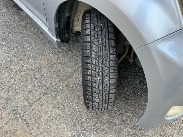 ムーヴ カスタム　ＲＳ　ＨＩＤ　スマートキー　ターボ　ＣＶＴ　盗難防止システム　ＡＢＳ　ＣＤ　アルミホイール　衝突安全ボディ　エアコン　パワーステアリング　パワーウィンドウ　運転席エアバッグ（22枚目）