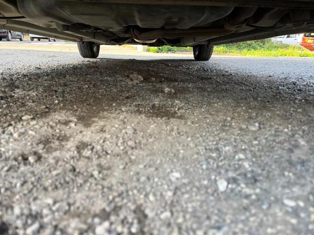 ムーヴ カスタム　ＲＳ　ＨＩＤ　スマートキー　ターボ　ＣＶＴ　盗難防止システム　ＡＢＳ　ＣＤ　アルミホイール　衝突安全ボディ　エアコン　パワーステアリング　パワーウィンドウ　運転席エアバッグ（25枚目）