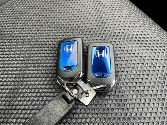 ジェイド ハイブリッドX ETC バックカメラ TV オートクルーズコントロール 衝突被害軽減システム オートライト LEDヘッドランプ スマートキー AT アルミホイール CD DVD再生(11枚目)