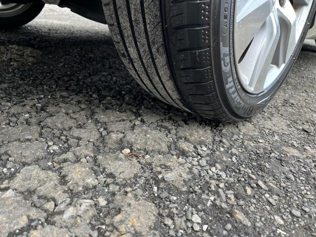 ジェイド ハイブリッドX ETC バックカメラ TV オートクルーズコントロール 衝突被害軽減システム オートライト LEDヘッドランプ スマートキー AT アルミホイール CD DVD再生(26枚目)