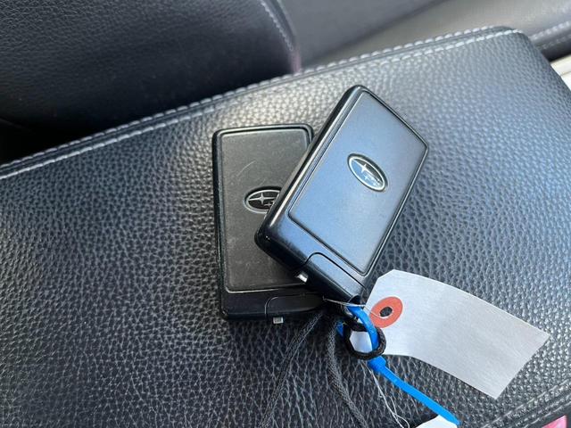 レガシィツーリングワゴン 2.5GT Sパッケージ 4WD ETC バックカメラ ナビ アルミホイール オートライト HID スマートキー 電動格納ミラー AT 盗難防止システム 衝突安全ボディ ABS ESC CD エアコン パワーステアリング(7枚目)