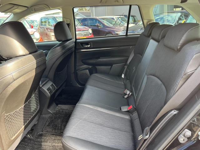 レガシィツーリングワゴン 2.5GT Sパッケージ 4WD ETC バックカメラ ナビ アルミホイール オートライト HID スマートキー 電動格納ミラー AT 盗難防止システム 衝突安全ボディ ABS ESC CD エアコン パワーステアリング(12枚目)