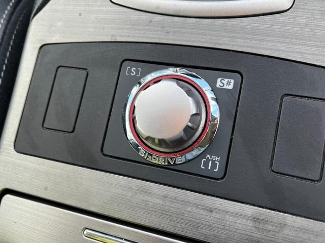 レガシィツーリングワゴン 2.5GT Sパッケージ 4WD ETC バックカメラ ナビ アルミホイール オートライト HID スマートキー 電動格納ミラー AT 盗難防止システム 衝突安全ボディ ABS ESC CD エアコン パワーステアリング(27枚目)