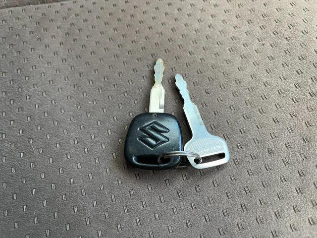 エブリイワゴン JPターボ 両側スライドドア ナビ TV キーレスエントリー AT 盗難防止システム ABS CD DVD再生 アルミホイール 衝突安全ボディ エアコン パワーステアリング パワーウィンドウ 運転席エアバッグ(6枚目)