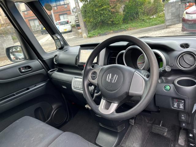 N-BOX G SSパッケージ 両側電動スライドドア ナビ TV スマートキー アイドリングストップ ベンチシート CVT 盗難防止システム ABS ESC CD USB アルミホイール 衝突安全ボディ エアコン パワーステアリング(3枚目)