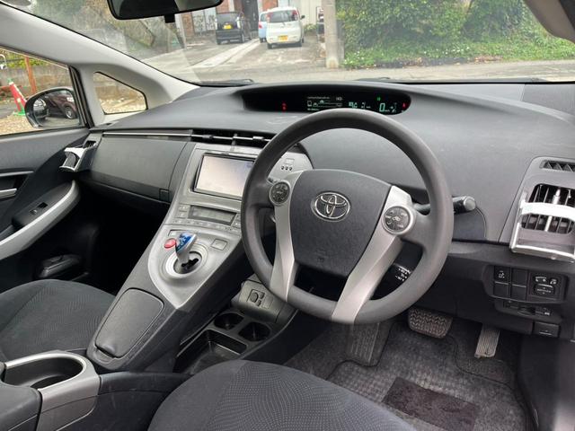 プリウス S ETC バックカメラ ナビ TV アルミホイール HID CVT スマートキー 電動格納ミラー 盗難防止システム CD DVD再生 Bluetooth 衝突安全ボディ ABS ESC エアコン(3枚目)