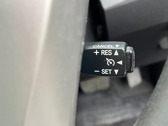 プリウス S ETC バックカメラ ナビ TV アルミホイール HID CVT スマートキー 電動格納ミラー 盗難防止システム CD DVD再生 Bluetooth 衝突安全ボディ ABS ESC エアコン(7枚目)