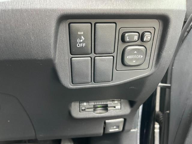 プリウス S ETC バックカメラ ナビ TV アルミホイール HID CVT スマートキー 電動格納ミラー 盗難防止システム CD DVD再生 Bluetooth 衝突安全ボディ ABS ESC エアコン(8枚目)