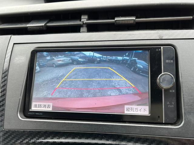 プリウス Sツーリングセレクション・G’s ETC バックカメラ ナビ TV アルミホイール オートライト HID CVT スマートキー 電動格納ミラー 盗難防止システム CD DVD再生 Bluetooth 衝突安全ボディ ABS エアコン(5枚目)