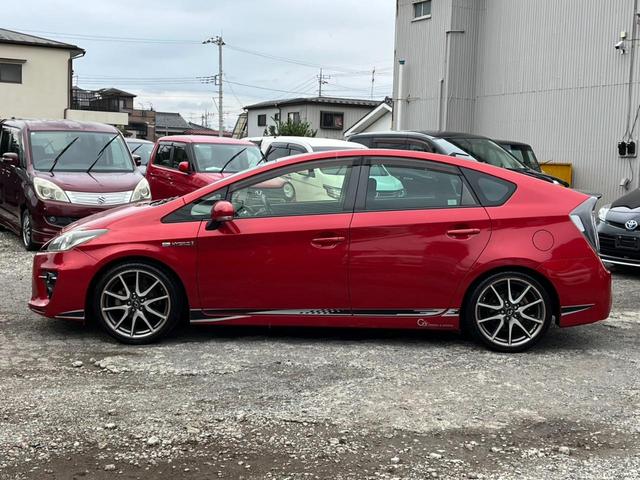 プリウス Sツーリングセレクション・G’s ETC バックカメラ ナビ TV アルミホイール オートライト HID CVT スマートキー 電動格納ミラー 盗難防止システム CD DVD再生 Bluetooth 衝突安全ボディ ABS エアコン(16枚目)