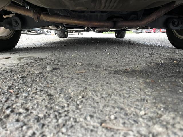 オデッセイ Mファインスピリット エアロパッケージ 4WD 全周囲カメラ ナビ HID キーレスエントリー 3列シート AT アルミホイール CD 盗難防止システム 衝突安全ボディ ABS ESC エアコン パワーステアリング パワーウィンドウ(22枚目)