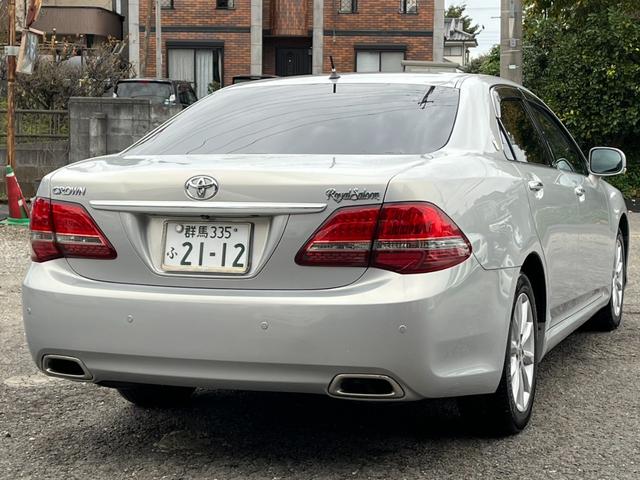 クラウン ロイヤルサルーン ETC クリアランスソナー オートクルーズコントロール バックカメラ ナビ TV アルミホイール HID AT スマートキー 電動格納ミラー 盗難防止システム CD DVD再生 MD(19枚目)