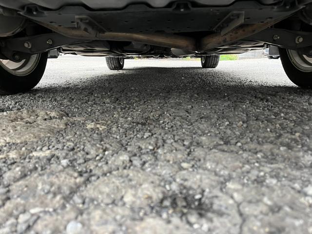 クラウン ロイヤルサルーン ETC クリアランスソナー オートクルーズコントロール バックカメラ ナビ TV アルミホイール HID AT スマートキー 電動格納ミラー 盗難防止システム CD DVD再生 MD(21枚目)