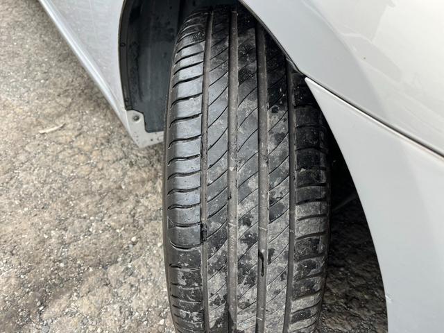 クラウン ロイヤルサルーン ETC クリアランスソナー オートクルーズコントロール バックカメラ ナビ TV アルミホイール HID AT スマートキー 電動格納ミラー 盗難防止システム CD DVD再生 MD(25枚目)