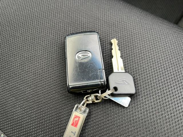 ご覧頂きまして誠に有難うございます！！是非ご来店して頂き、実際にご覧になって頂ければと思います。お客様からのご連絡をスタッフ一同、心よりお待ちしております