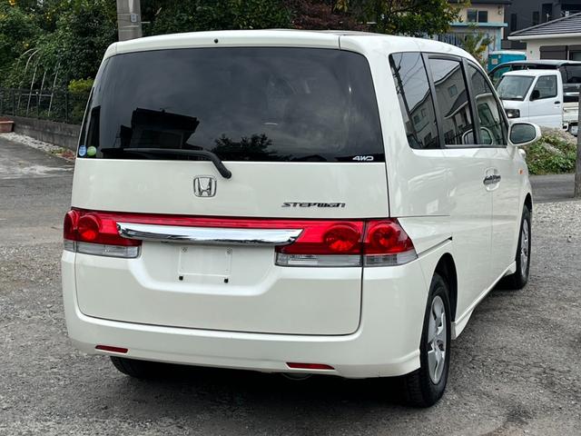 ステップワゴン G 4WD バックカメラ ナビ 両側スライド・片側電動 キーレスエントリー 3列シート AT 盗難防止システム 衝突安全ボディ ABS エアコン パワーステアリング(16枚目)