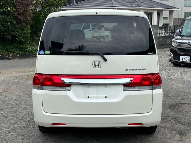 ステップワゴン G 4WD バックカメラ ナビ 両側スライド・片側電動 キーレスエントリー 3列シート AT 盗難防止システム 衝突安全ボディ ABS エアコン パワーステアリング(17枚目)