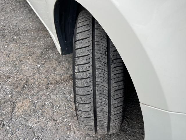 ステップワゴン G 4WD バックカメラ ナビ 両側スライド・片側電動 キーレスエントリー 3列シート AT 盗難防止システム 衝突安全ボディ ABS エアコン パワーステアリング(25枚目)