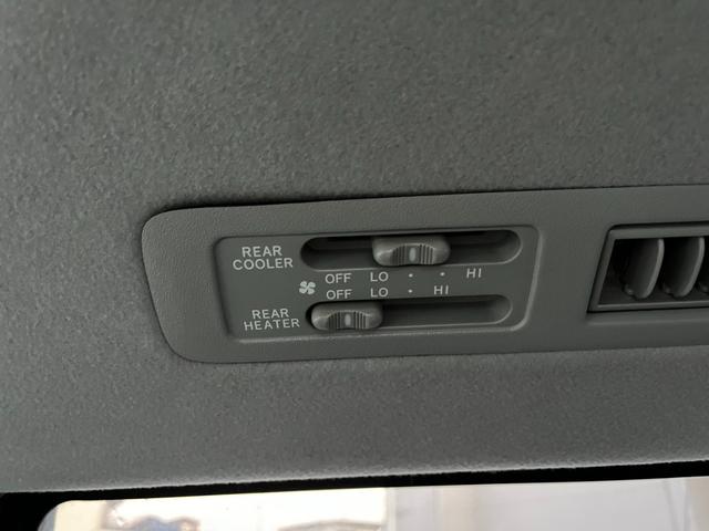 ヴォクシー V バックカメラ ナビ TV 両側スライド・片側電動 HID キーレスエントリー 電動格納ミラー 3列シート AT アルミホイール 衝突安全ボディ ABS エアコン パワーステアリング パワーウィンドウ(27枚目)