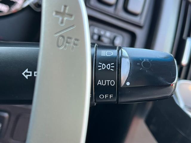 デリカD:5 G パワーパッケージ 4WD ETC バックカメラ ナビ TV オートクルーズコントロール 両側電動スライドドア オートライト HID スマートキー 電動格納ミラー 3列シート CVT CD USB(10枚目)