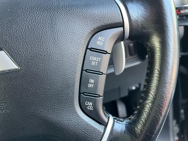 デリカD:5 G パワーパッケージ 4WD ETC バックカメラ ナビ TV オートクルーズコントロール 両側電動スライドドア オートライト HID スマートキー 電動格納ミラー 3列シート CVT CD USB(12枚目)