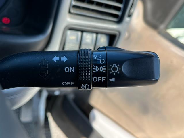 デリカバン 両側スライドドア CVT CD エアコン パワーウィンドウ 運転席エアバッグ(5枚目)