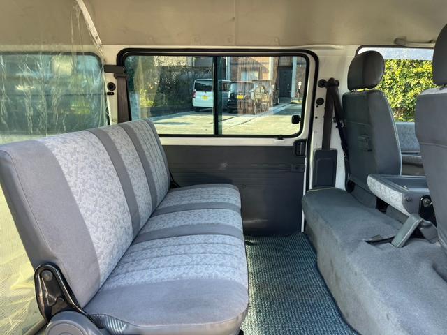 デリカバン 両側スライドドア CVT CD エアコン パワーウィンドウ 運転席エアバッグ(8枚目)